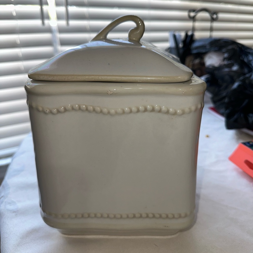 Princess House Pavillion Canister